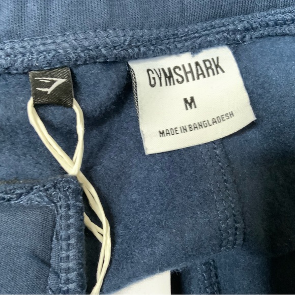 Gym Short Men’s Navy Blue Crest 7” Shorts. Size Medium. (NWT). - Picture 6 of 7